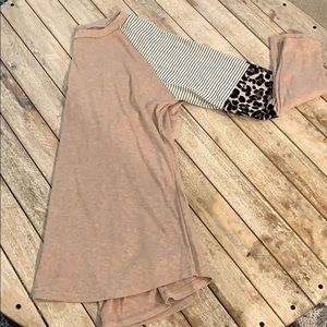Long sleeve tee with stripes and leopard print